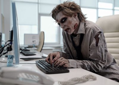 Active v passive voice (how zombies can help you)